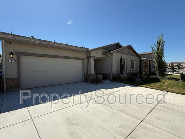 1482 Crimson Ln in Manteca, CA - Building Photo - Building Photo