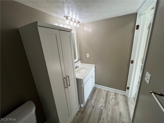 property at 4383 Inner Cir Dr