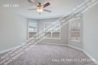 130 Abbeydell in Boerne, TX - Building Photo - Building Photo