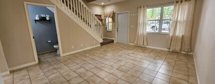 13490 Old Englishtown Rd in Wellington, FL - Foto de edificio - Building Photo