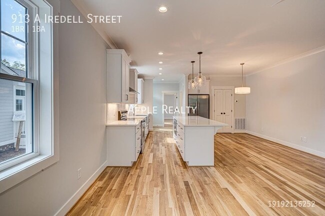 913 Iredell St in Durham, NC - Building Photo - Building Photo