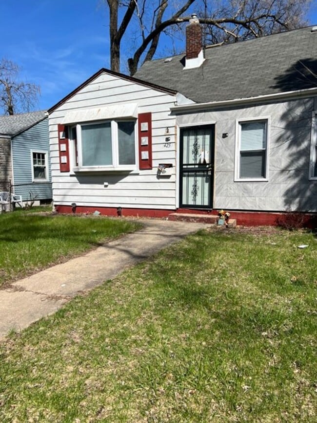 property at 425 Tompkins St