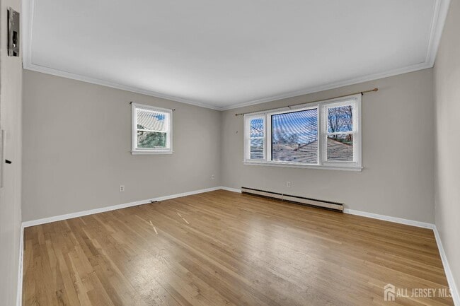 207 Gertrude Terrace in Dunellen, NJ - Building Photo - Building Photo