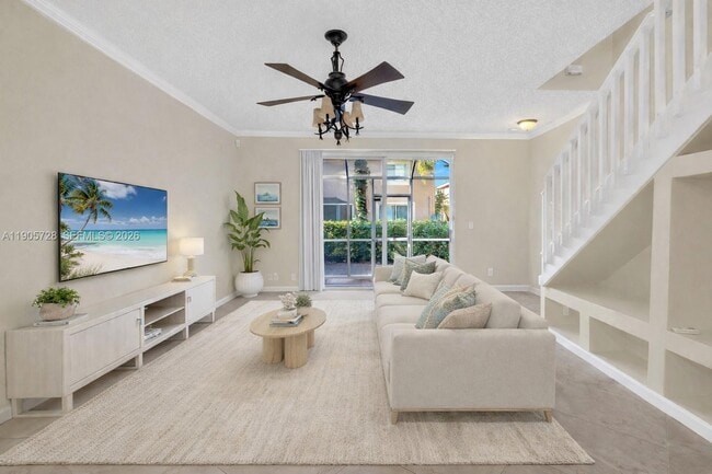 property at 2142 Madeira Dr