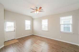 14115 Long Meadow Dr in Houston, TX - Building Photo - Building Photo