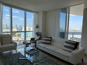 18201 Collins Ave in Sunny Isles Beach, FL - Building Photo - Building Photo