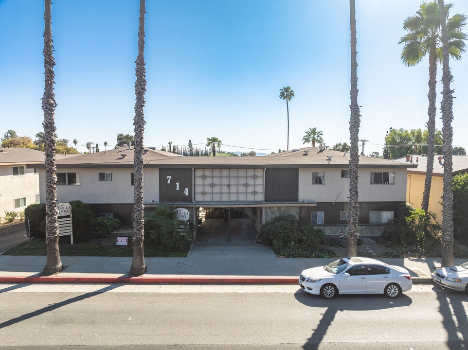 Villa Nido in Monrovia, CA - Foto de edificio