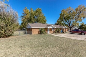 14881 Tye Brumley St in Choctaw, OK - Building Photo - Building Photo