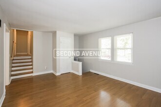 11032 N Harrison St in Kansas City, MO - Building Photo - Building Photo