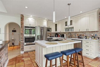 12455 Bernal St in Coral Gables, FL - Building Photo - Building Photo