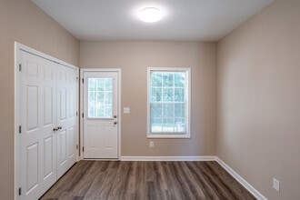 55 Durrett Dr in Clarksville, TN - Building Photo - Interior Photo