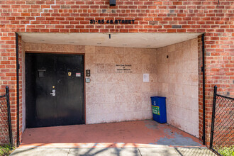 New York School - Urban Ministry in Long Island City, NY - Building Photo - Building Photo