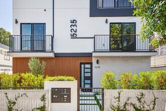 5235 Satsuma Ave in Los Angeles, CA - Building Photo - Building Photo