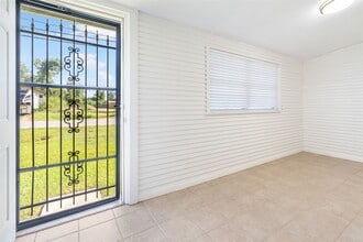 6606 S. F. Austin Road in Jones Creek, TX - Building Photo - Building Photo
