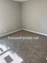 310 Prentice Ave in Carterville, IL - Building Photo - Building Photo