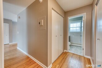 66 Beths Ave in Bristol, CT - Building Photo - Building Photo