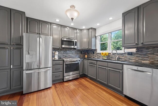 1621 Clearview Ave in Blue Bell, PA - Building Photo - Building Photo