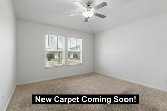 121 Oakdale Meadows Ln in Hutto, TX - Building Photo - Building Photo