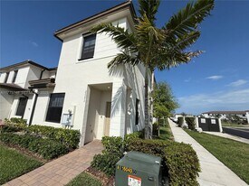 23373 SW 129th Path in Homestead, FL - Building Photo