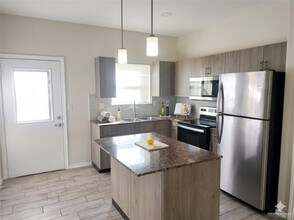 12 Hiawatha Dr in Pharr, TX - Building Photo - Building Photo