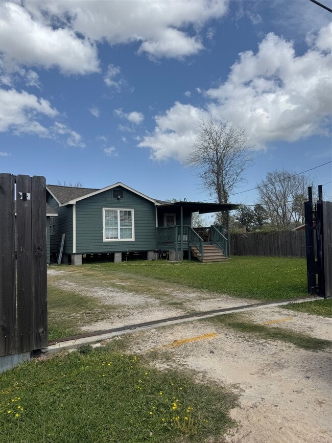 11013 Pandora Dr in Houston, TX - Building Photo - Building Photo