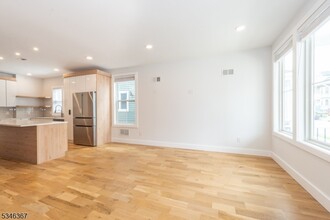 13 Wheeler St in Montclair, NJ - Building Photo - Building Photo