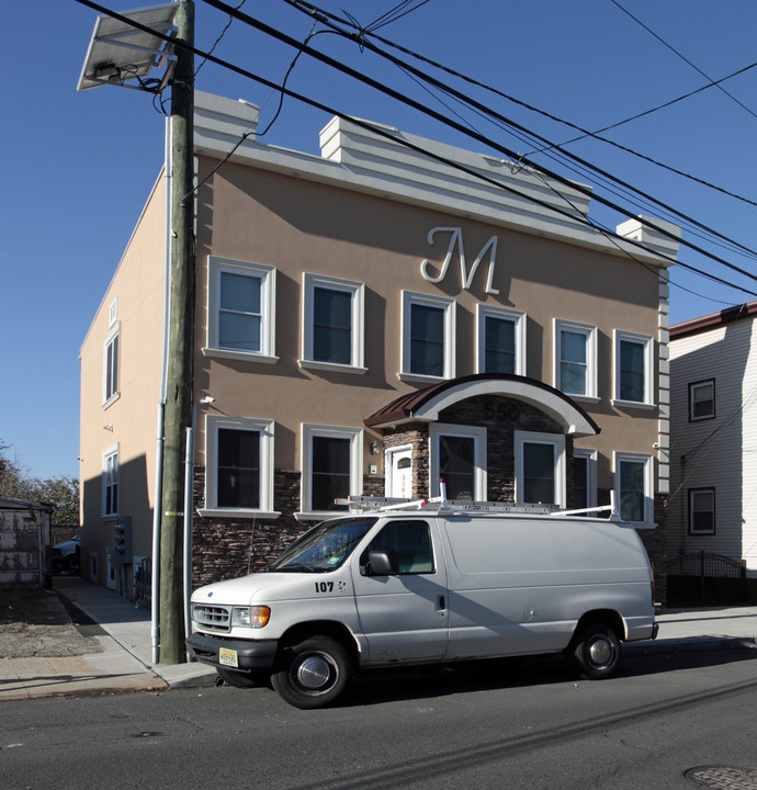 548-550 4th Ave in Elizabeth, NJ - Building Photo