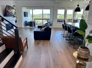 272 Navarro in Boerne, TX - Building Photo - Building Photo