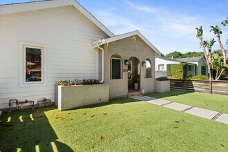 2813 Military Ave in Los Angeles, CA - Building Photo - Building Photo