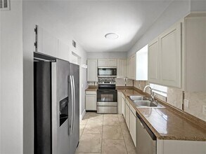 46 N Fairfax Ave in Winter Springs, FL - Building Photo - Building Photo