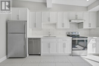 58 Regal Rd in Toronto, ON - Building Photo - Building Photo