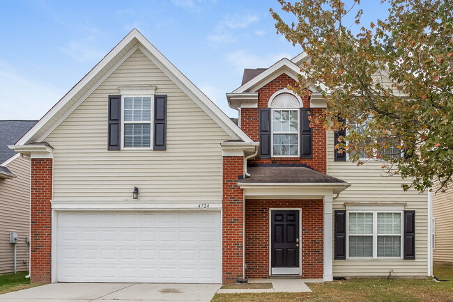 property at 4724 Sunburst Ln