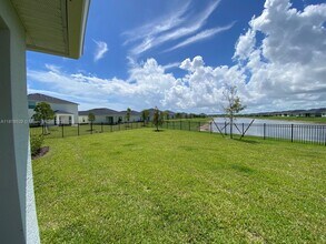 11060 Middle Strm Dr in Port St. Lucie, FL - Building Photo - Building Photo