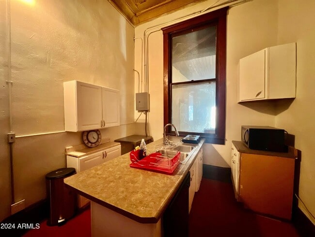 610 N Broad St in Globe, AZ - Foto de edificio - Building Photo