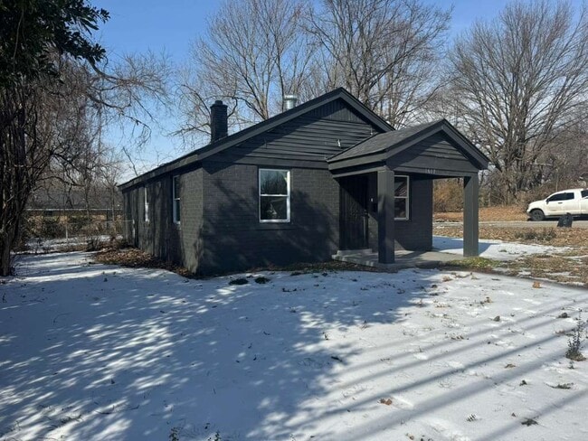1617 Pillow St in Memphis, TN - Building Photo - Building Photo