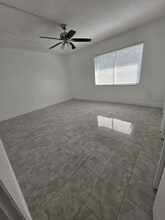 4747 S Texas Ave, Unit #D in Orlando, FL - Building Photo - Building Photo