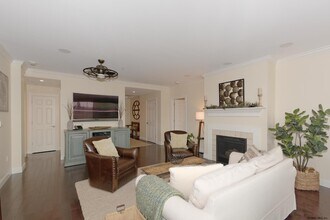 38 High Rock Ave-Unit -5M in Saratoga Springs, NY - Building Photo - Building Photo