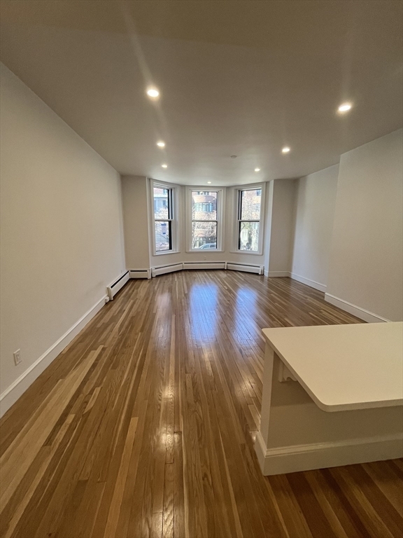 property at 289 Beacon St