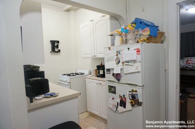 239 Walnut St, Unit 1A in Newton, MA - Building Photo - Building Photo