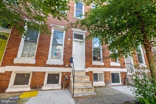 431 Whitridge Ave in Baltimore, MD - Building Photo