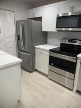 2309 N 37th Ave in Hollywood, FL - Building Photo - Building Photo