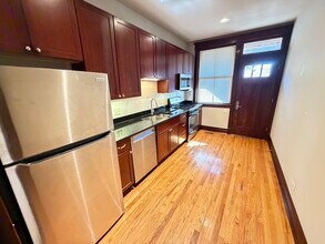 2113 W North Ave in Chicago, IL - Building Photo - Building Photo