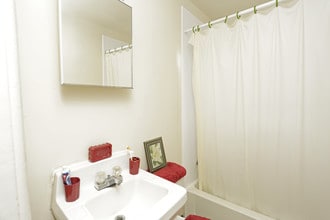 Oak View Apartments in Spartanburg, SC - Building Photo - Building Photo