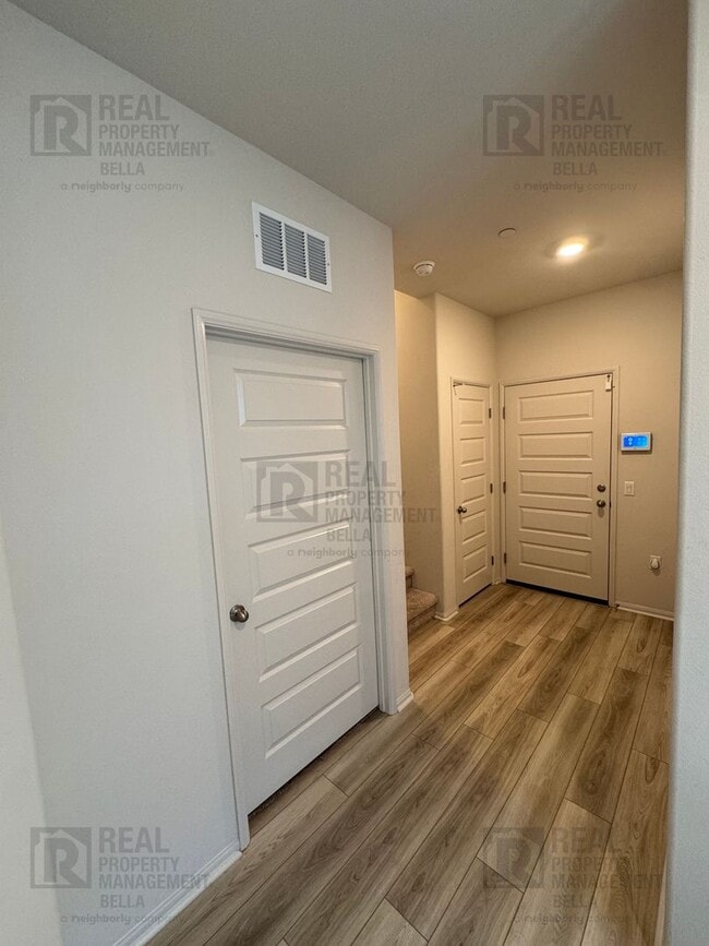 40491 Melrose Dr in Temecula, CA - Building Photo - Building Photo