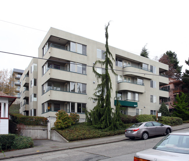 6th Avenue Apartments in Seattle, WA - Building Photo - Building Photo