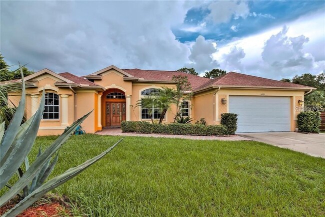 1424 S Cranberry Blvd in North Port, FL - Building Photo - Building Photo