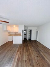 1260 Beachwood Dr in Los Angeles, CA - Building Photo - Building Photo