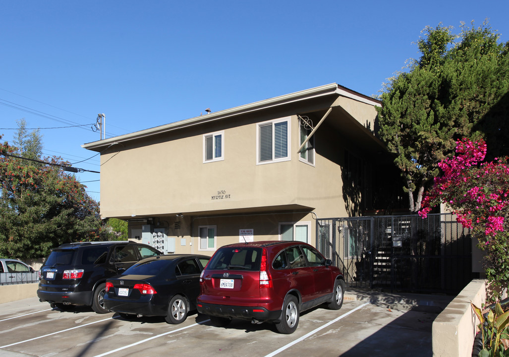 Myrtle Apartments in San Diego, CA - Building Photo