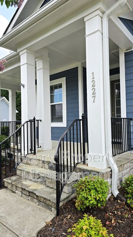 1227 Kelder Ln in Apex, NC - Building Photo - Building Photo