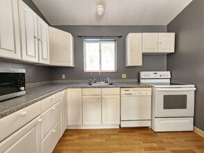 116 Pine Trail, Unit 1 in Holden, ME - Building Photo - Building Photo